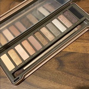Urban Decay Naked 2 Eye Shadow Palette